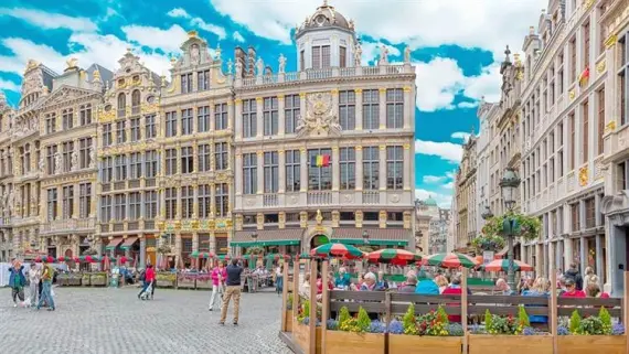 Brüssel - Busse und Reisebusse - Verkehr - Attraktionen und Besichtigungen