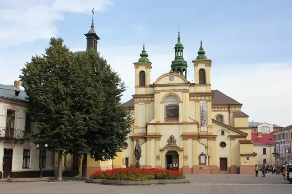 Sindbad-Tickets nach Iwano-Frankiwsk.