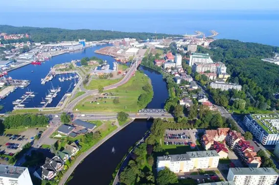 Kolobrzeg - PKS - Autobus et autocars - Transports - Attractions - Visites guidées