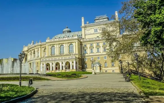 Odessa - Attractions et curiosités - Autobus et minibus