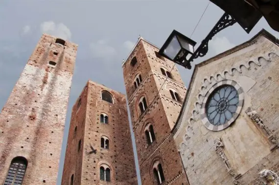 Sindbad Fahrkarten nach Savona