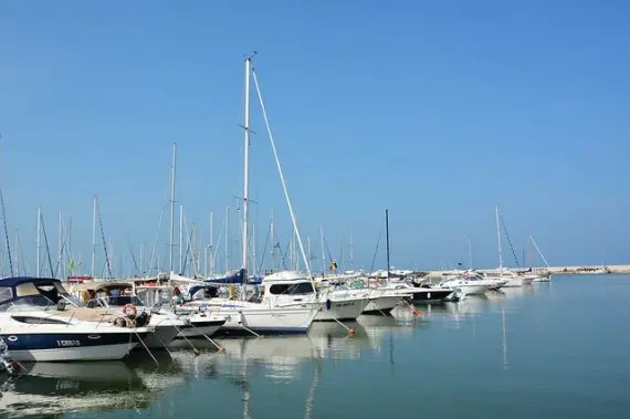 Sindbad Fahrkarten nach Porto San Giorgio