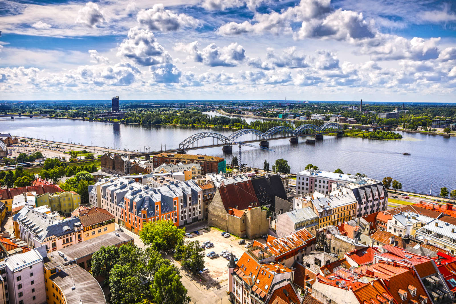 Riga - Sightseeing und Sehenswürdigkeiten - Bus nach Riga